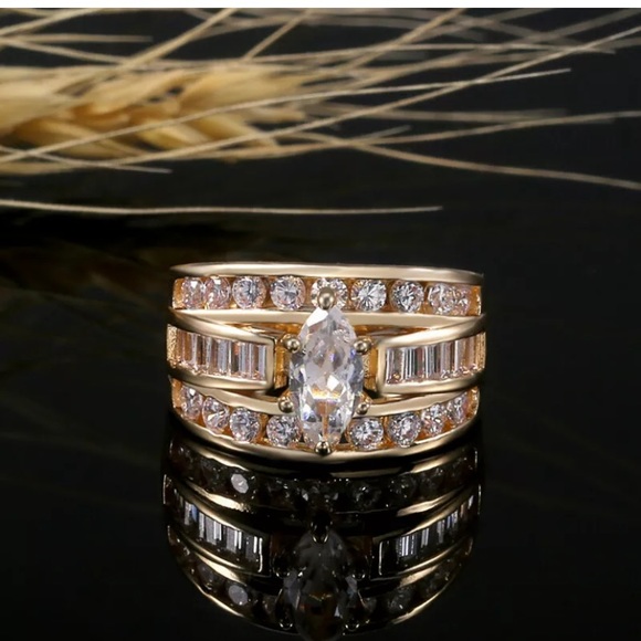 18k Yellow Gold Plated Women Ring White Sapphire - Picture 2 of 6